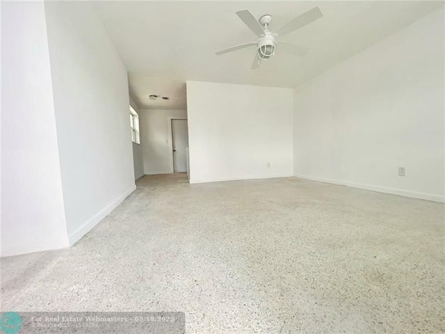 5 of 22 - 5061 Eadie Pl, West Palm Beach, FL