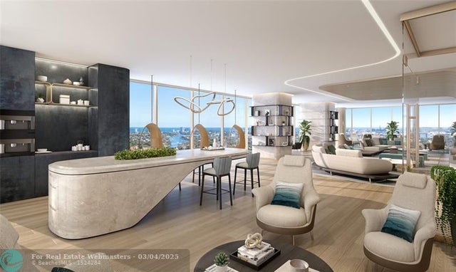 2 of 11 - 521 E Las Olas Blvd Ph1 Combo, Fort Lauderdale, FL