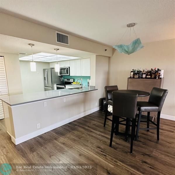 4 of 27 - 3200 Port Royale Drive N 2004, Fort Lauderdale, FL