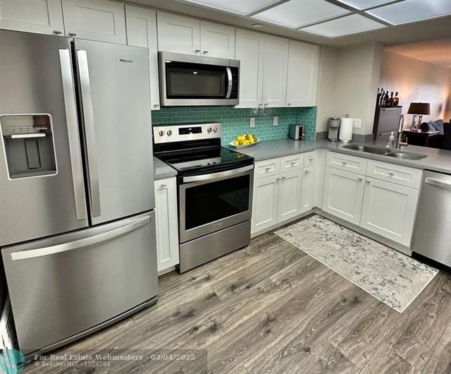 5 of 27 - 3200 Port Royale Drive N 2004, Fort Lauderdale, FL