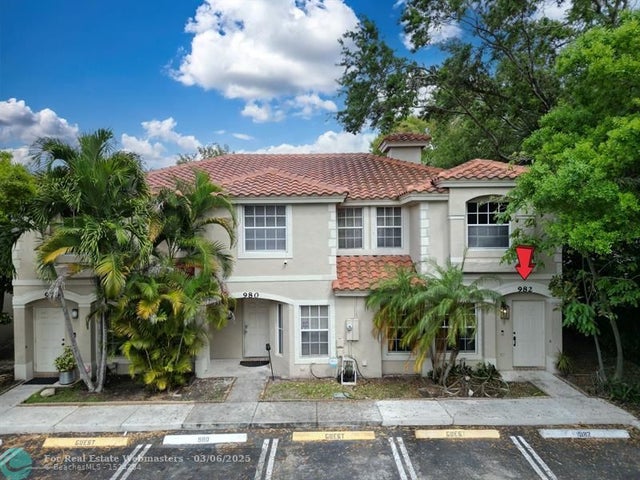 3 of 39 - 982 Summit Lake Drive, West Palm Beach, FL