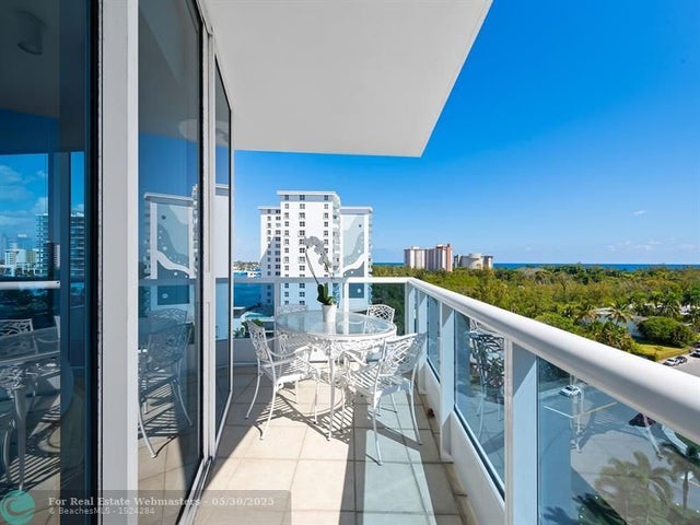3 of 52 - 715 Bayshore Dr 904, Fort Lauderdale, FL