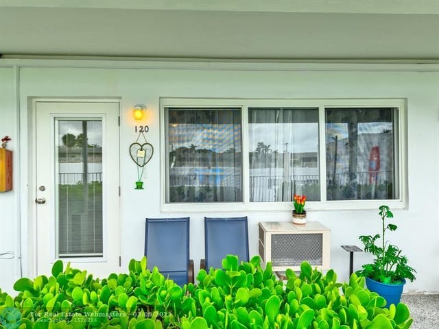 3 of 35 - 851 Atlantic Shores Blvd 120, Hallandale, FL