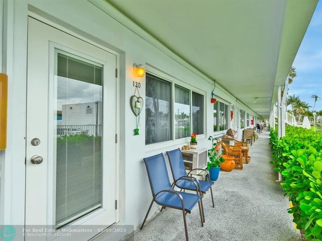 4 of 35 - 851 Atlantic Shores Blvd 120, Hallandale, FL