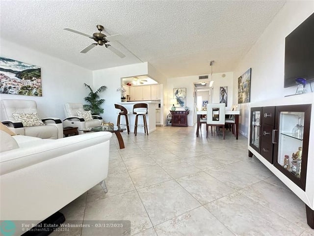 3 of 66 - 4108 Cambridge E 4108, Deerfield Beach, FL
