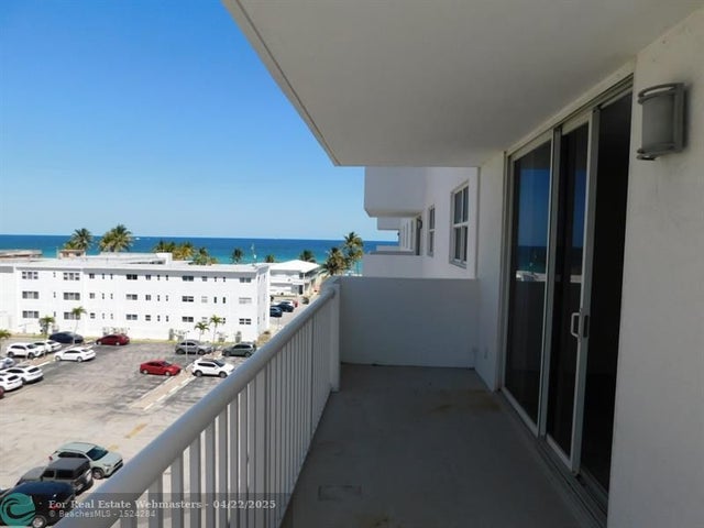 2 of 37 - 1601 S Ocean Dr 601, Hollywood, FL