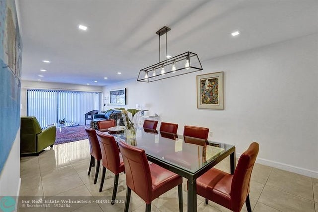 4 of 45 - 4060 N Hills Dr 32, Hollywood, FL