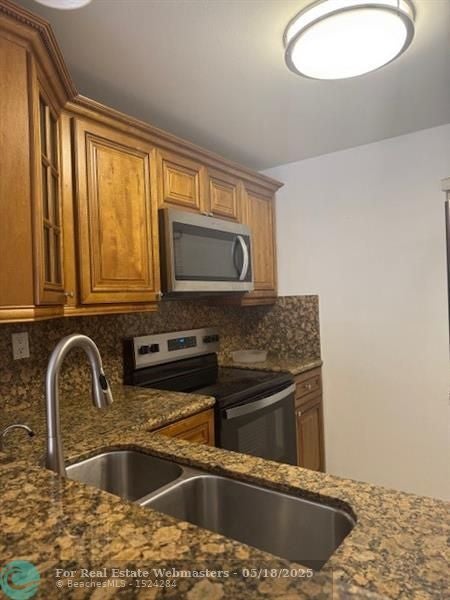 4 of 21 - 9091 Lime Bay Blvd 109, Tamarac, FL