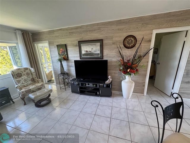 5 of 36 - 3431 Nw 50th Ave 305, Lauderdale Lakes, FL