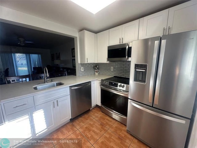 1 of 19 - 606 Sw Natura Blvd 109, Deerfield Beach, FL