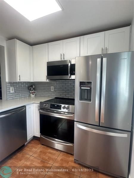 2 of 19 - 606 Sw Natura Blvd 109, Deerfield Beach, FL