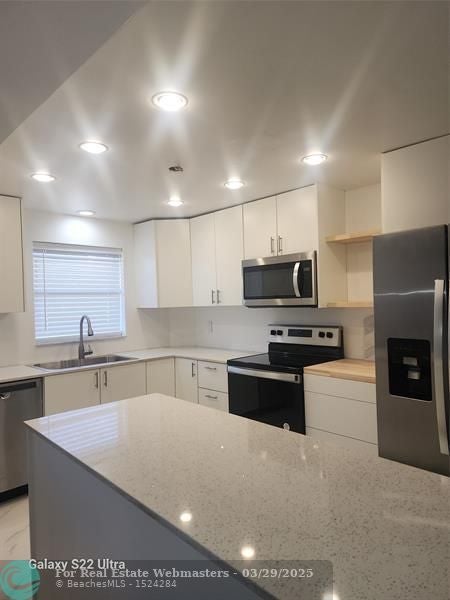 4 of 34 - 700 Se 6th Ave 111, Deerfield Beach, FL