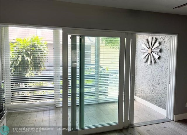 5328 Ne 6th Ave 13h, Fort Lauderdale