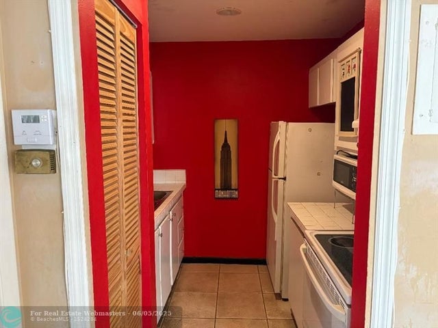 2 of 9 - 4117 Nw 88th Ave 201, Coral Springs, FL