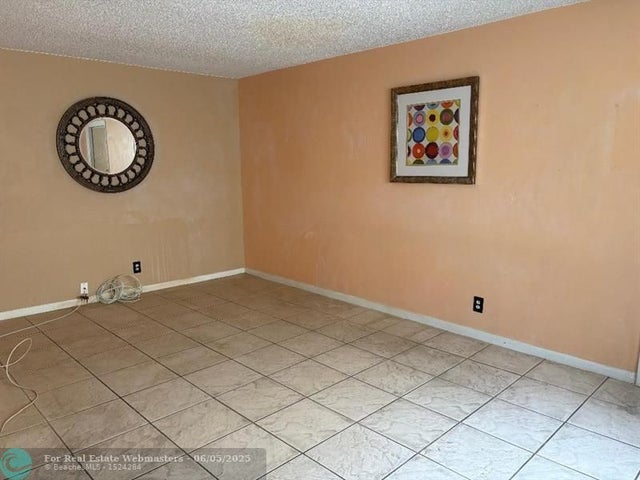 3 of 9 - 4117 Nw 88th Ave 201, Coral Springs, FL