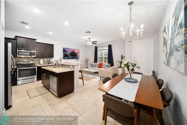 3 of 24 - 284 Sw 7th Ct 284, Pompano Beach, FL