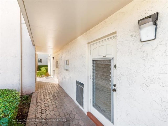 4 of 36 - 9923 S Hollybrook Lake Dr 109, Pembroke Pines, FL