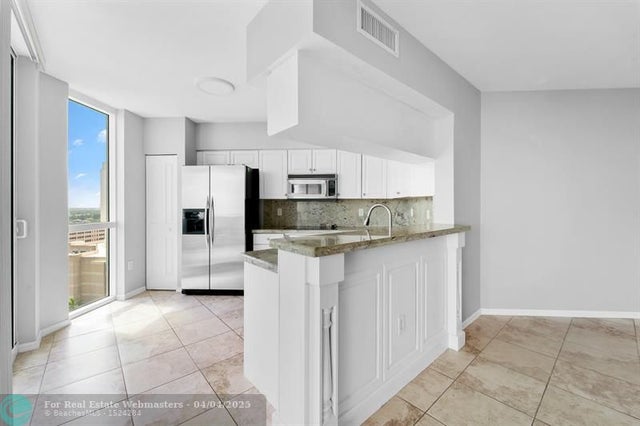 5 of 50 - 347 N New River Dr E 2104, Fort Lauderdale, FL