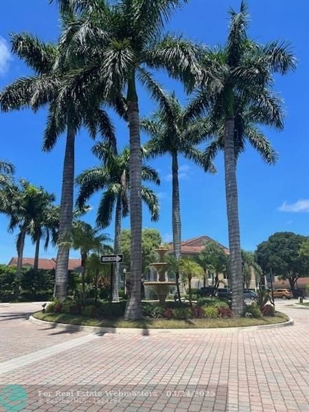1 of 11 - 201 Villa Cir 201, Boynton Beach, FL