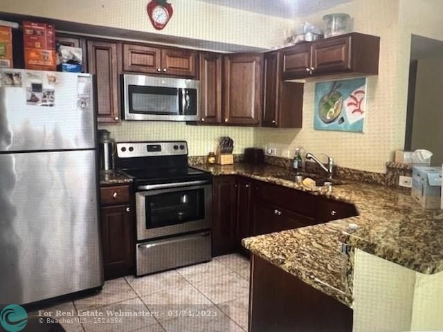 2 of 11 - 201 Villa Cir 201, Boynton Beach, FL