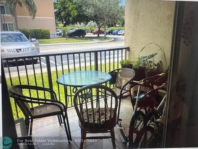 4 of 11 - 201 Villa Cir 201, Boynton Beach, FL