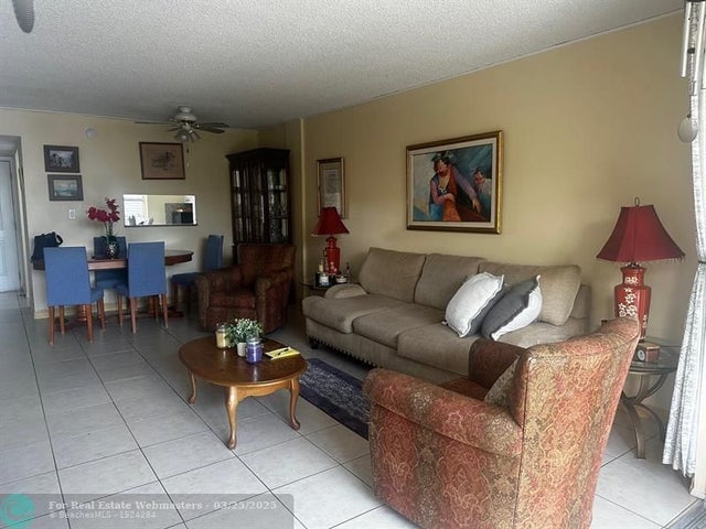4 of 15 - 4898 Nw 29th Ct 409, Lauderdale Lakes, FL