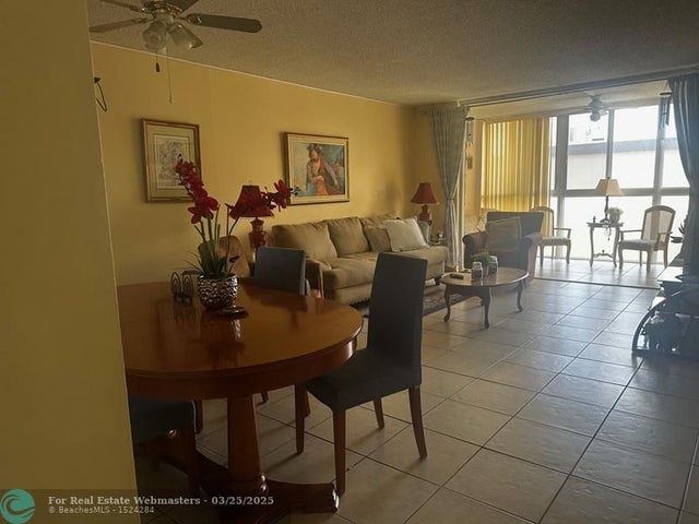 5 of 15 - 4898 Nw 29th Ct 409, Lauderdale Lakes, FL