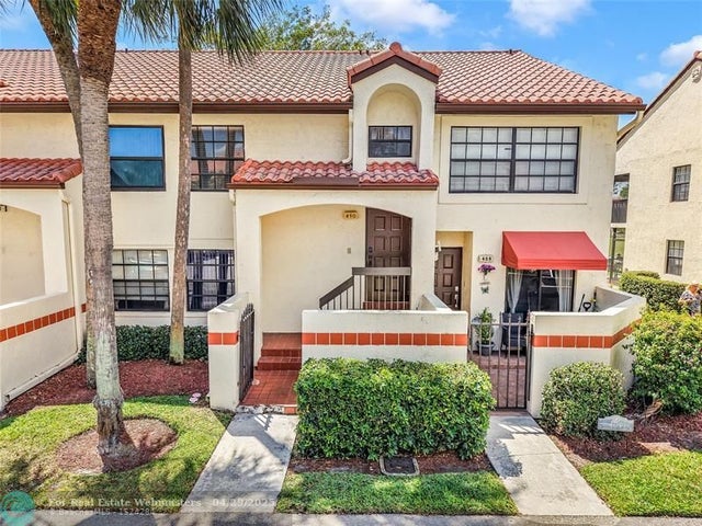 1 of 73 - 410 Freedom Ct 410, Deerfield Beach, FL