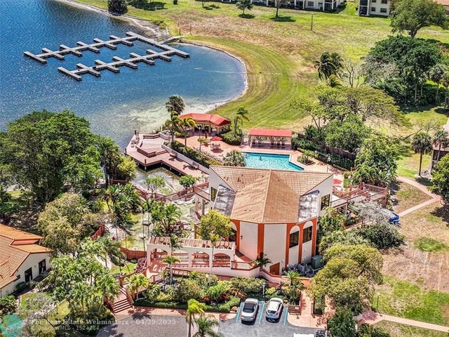 4 of 73 - 410 Freedom Ct 410, Deerfield Beach, FL