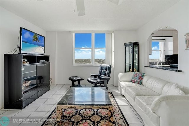 3 of 32 - 101 Briny Ave 1112, Pompano Beach, FL