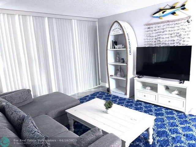 5 of 23 - 111 Briny Ave 703, Pompano Beach, FL