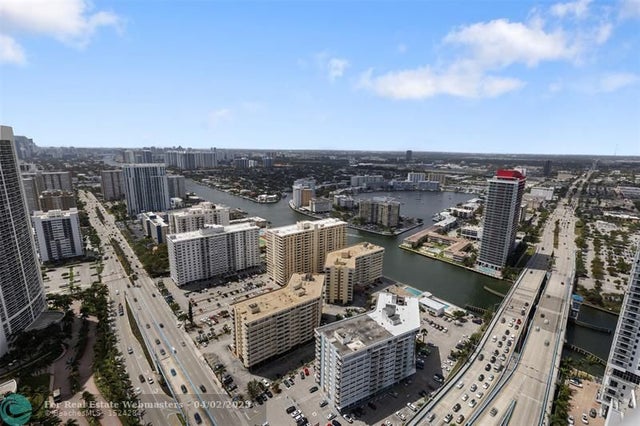3 of 20 - 4111 S Ocean Dr 3811, Hollywood, FL