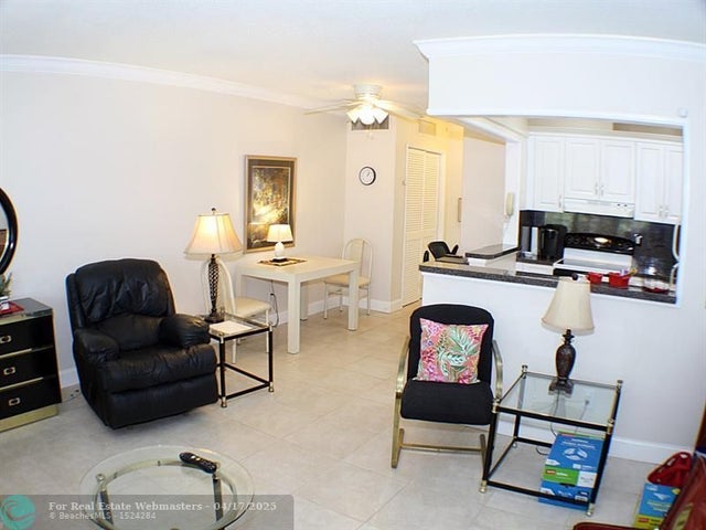 5 of 12 - 5208 Ne 24th Ter F-321, Fort Lauderdale, FL
