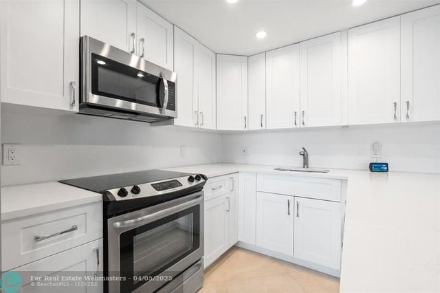 2 of 28 - 3057 Newport N 3057, Deerfield Beach, FL