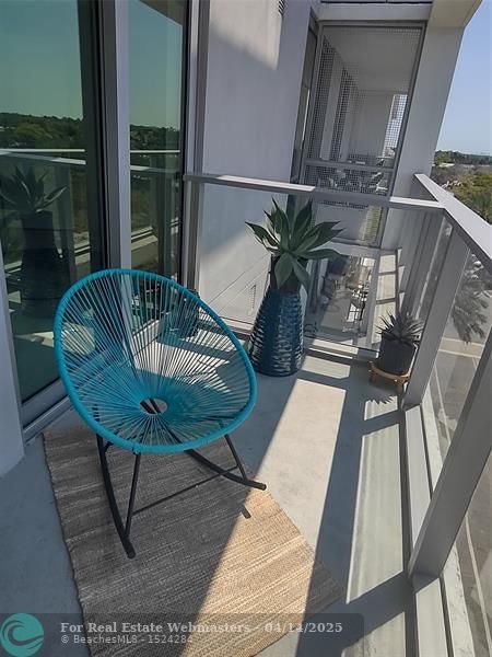 4 of 13 - 2000 Metropica 507, Sunrise, FL