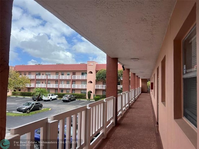 4 of 22 - 9420 Sunrise Lakes Blvd 212, Sunrise, FL