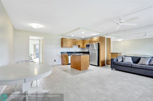 1 of 38 - 275 Markham M 275, Deerfield Beach, FL
