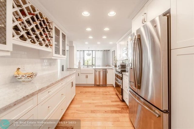 5 of 29 - 9660 W Bay Harbor Dr 4b, Bay Harbor Islands, FL