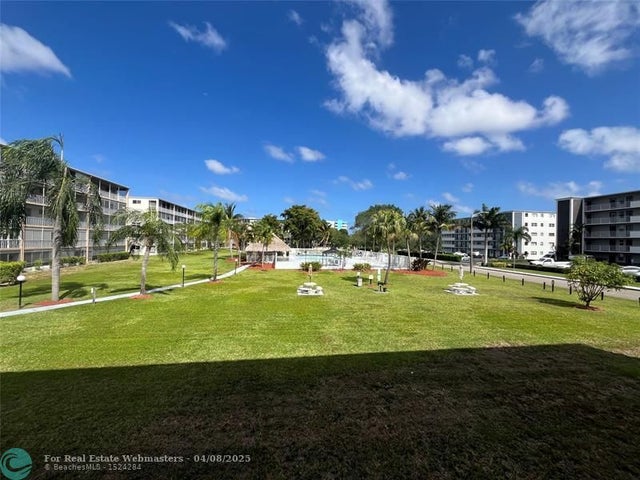 1 of 8 - 4700 Washington St 210, Hollywood, FL