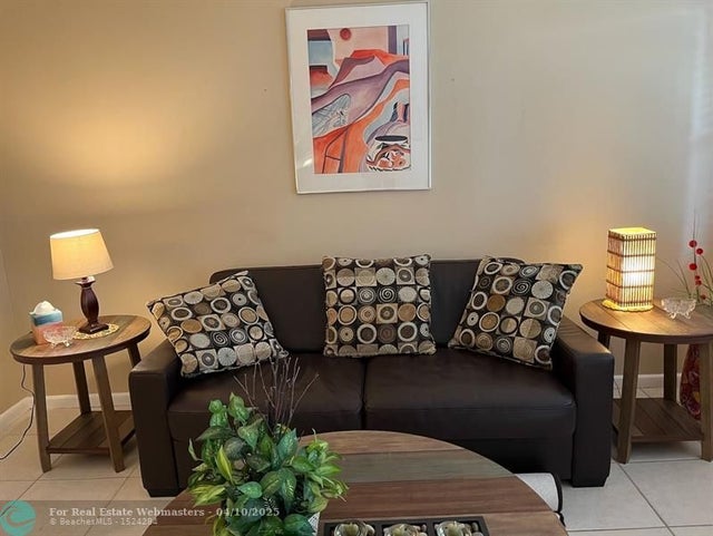 2 of 17 - 319 Farnham P 319, Deerfield Beach, FL
