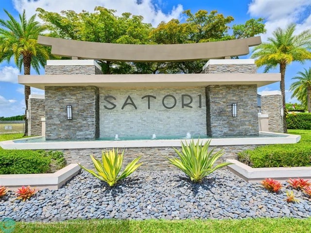 4 of 47 - 15591 Nw 91st Ct, Miami Lakes, FL