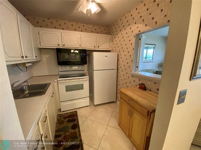5 of 50 - 278 Newport R 278, Deerfield Beach, FL