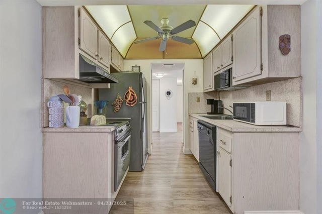 4 of 26 - 5190 E Sabal Palm Blvd 304, Tamarac, FL