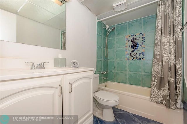 4 of 33 - 2861 Somerset Dr 317, Lauderdale Lakes, FL