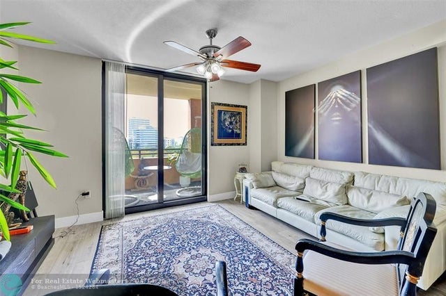 3 of 40 - 110 N Federal Hwy 815, Fort Lauderdale, FL