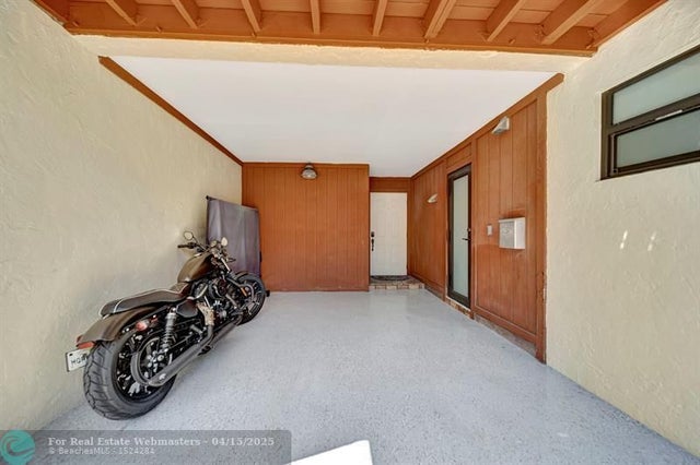 4 of 43 - 2105 N 19th Ave, Hollywood, FL