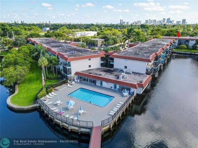 2 of 39 - 333 Nw 17th Ct 103b, Fort Lauderdale, FL