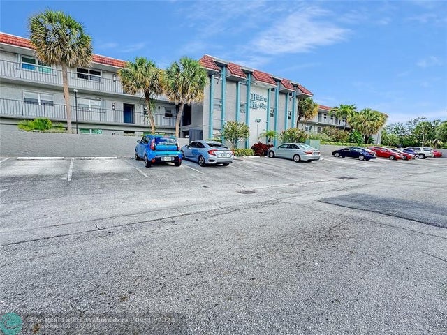 4 of 39 - 333 Nw 17th Ct 103b, Fort Lauderdale, FL