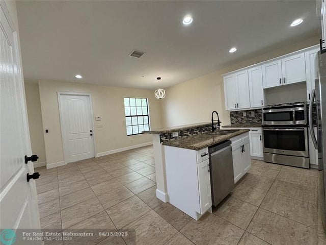 2 of 34 - 749 Sw 3rd Ave 749, Pompano Beach, FL