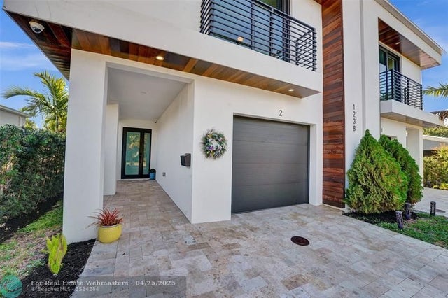 2 of 40 - 1238 Ne 17th Ave 2, Fort Lauderdale, FL